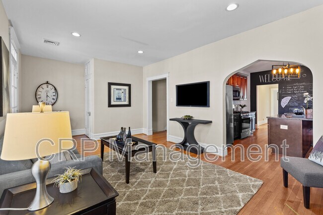 Building Photo - 4554 Chouteau Ave