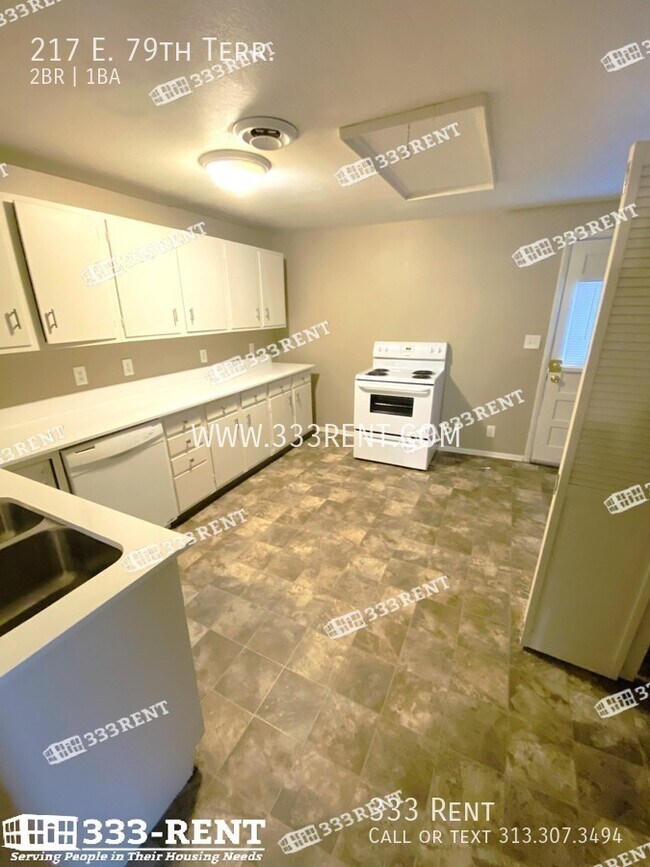 Foto del edificio - 217 E 79th Terrace