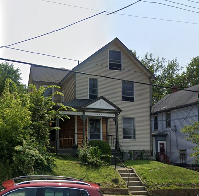 Building Photo - 533 S. Fourth