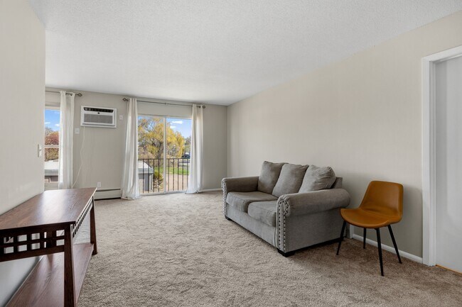 Foto del edificio - 810 9th Ave S