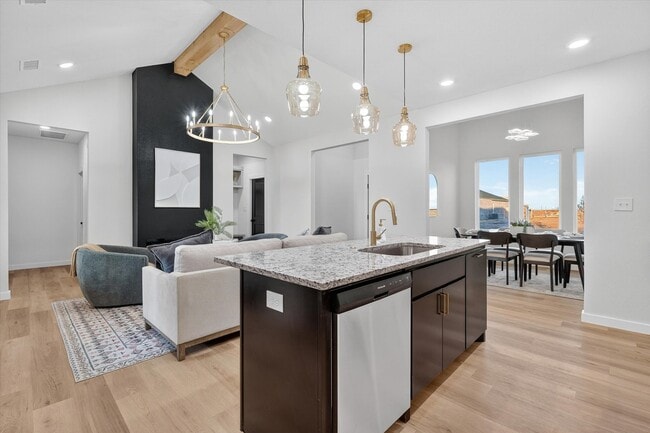 Foto del edificio - 1415 Farmhouse Ave