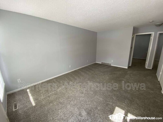 Foto del edificio - 828 Hartford Ave
