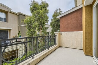 Building Photo - 8753 Esplanade Park Ln