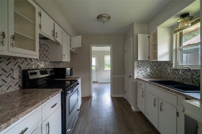 Foto del edificio - 23222 Summer Pine Dr
