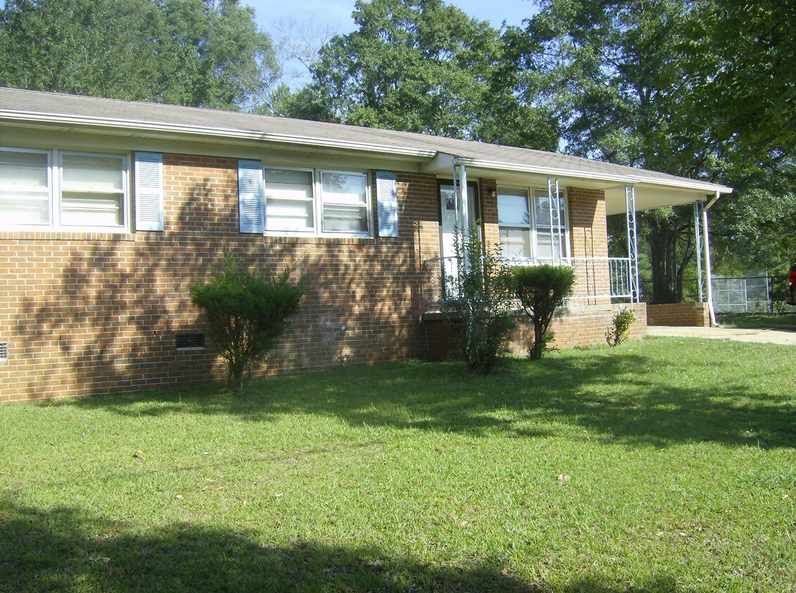 406 Connor St, Lancaster, SC 29720 House Rental in Lancaster, SC