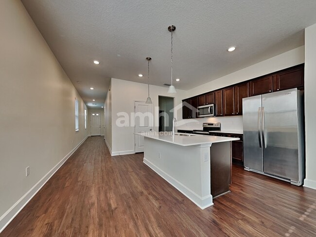 Building Photo - 2216 Saffron Walden Dr