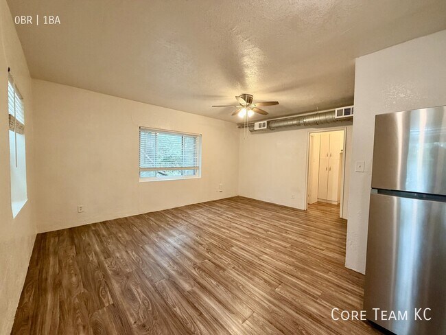 Building Photo - 629 E Armour Blvd