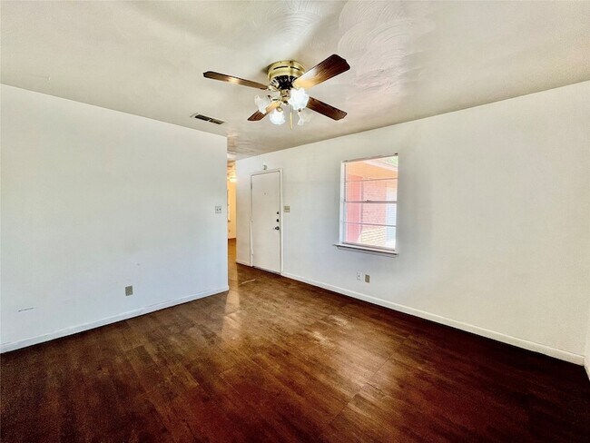 Foto del edificio - 3809 Titan Trail