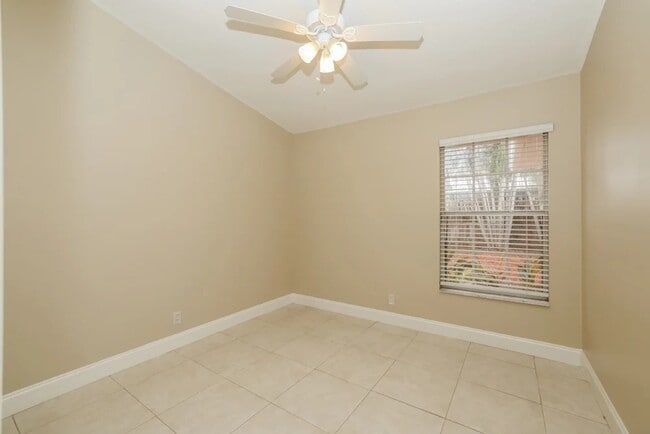 Foto del edificio - 6066 Ungerer St