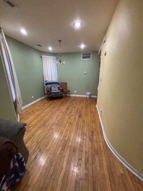 Foto del edificio - 3339 W Cuyler Ave