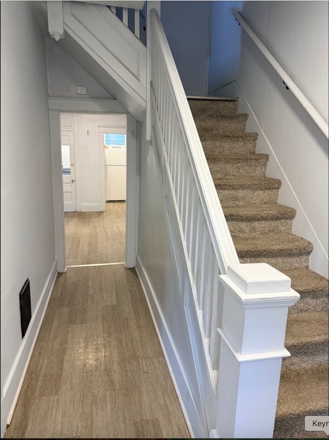 Photo - 321 2nd St House