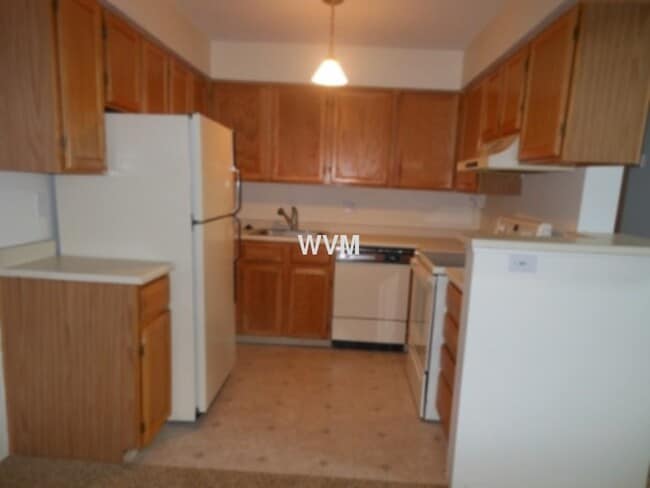 Photo - Telegraph Hill Condo Peoria and Yale