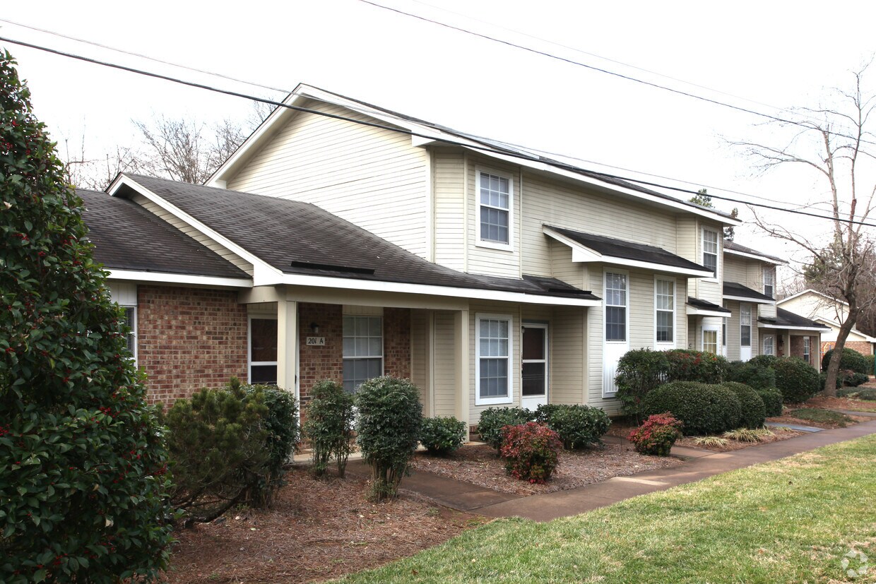 Foto principal - Rama Woods Apartments