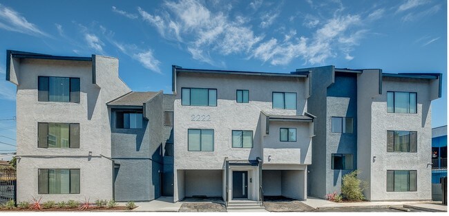 Foto del edificio - 2222 S Marvin Ave