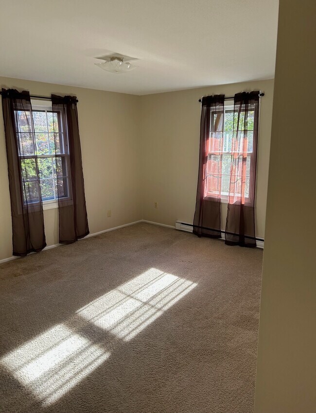 Dormitorio #2 - 297 Ashland Ave