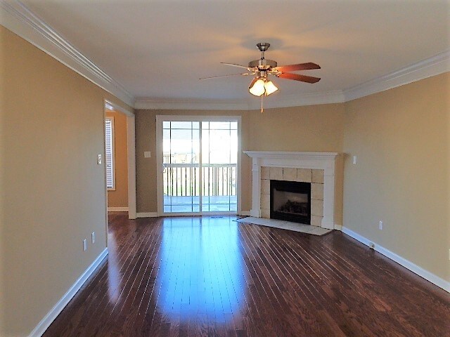 Foto del edificio - 3300 Stars Cove Ln