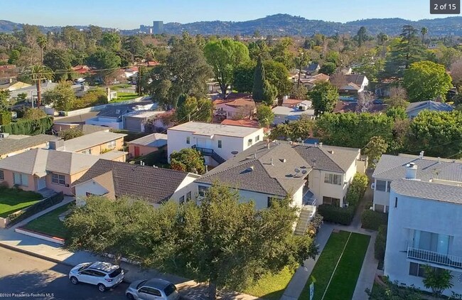 Building Photo - 11652 Magnolia Blvd