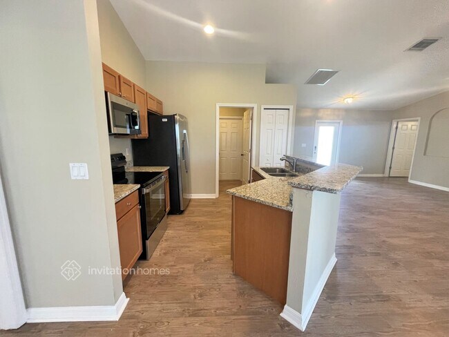 Foto del edificio - 319 SW 19th Terrace