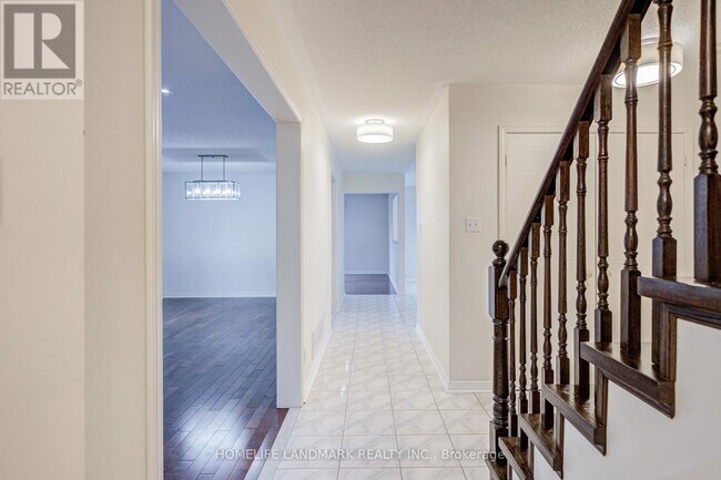 Building Photo - 117 Halterwood Cir