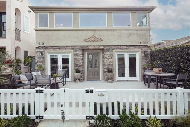 Foto del edificio - 410 Acacia Ave