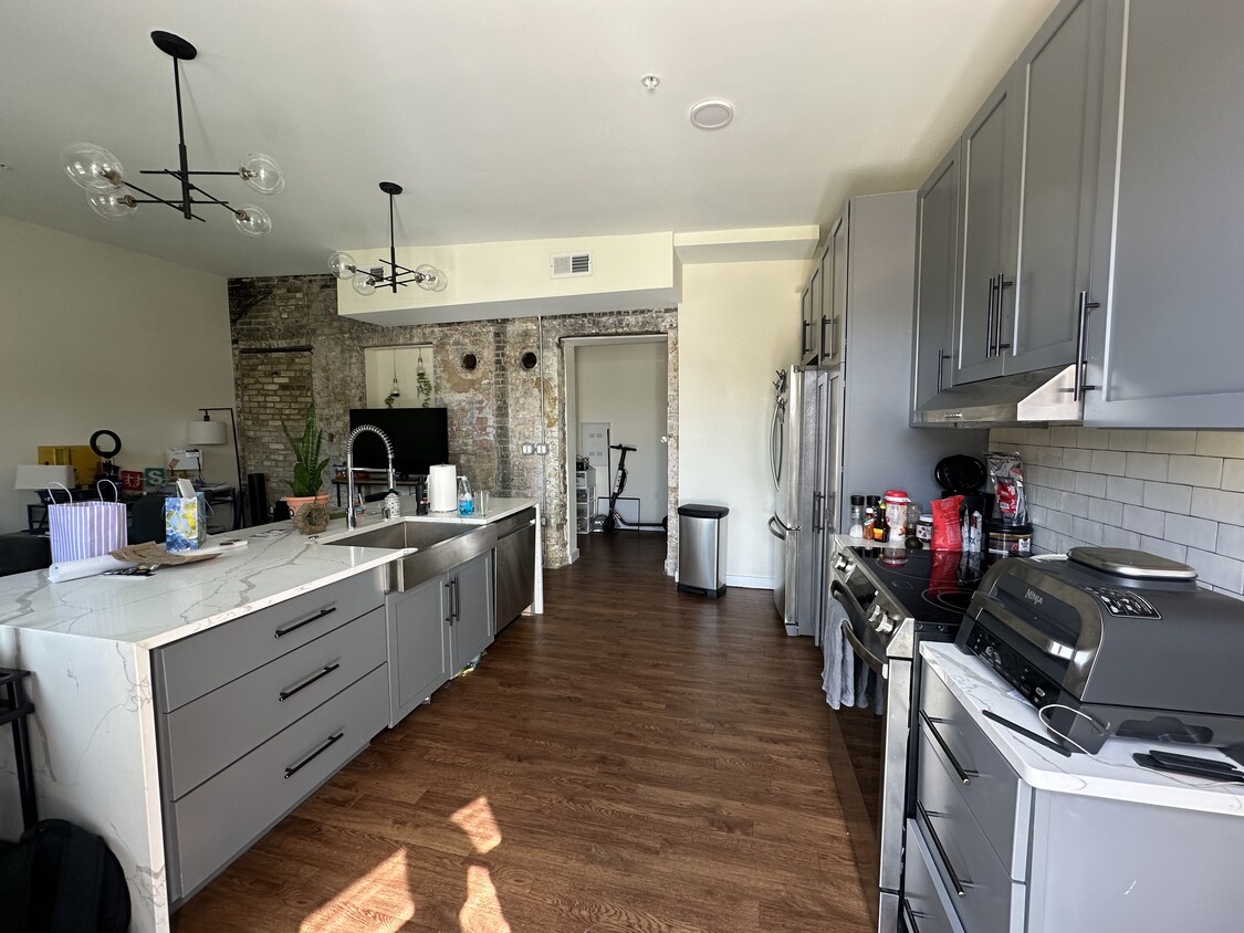 Foto principal - 607 S 6th St
