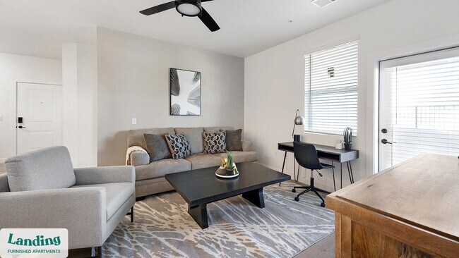 Foto del edificio - 255 N Camino Mercado