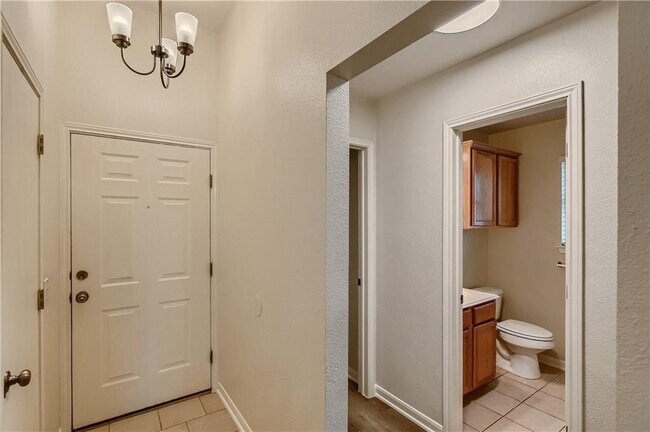 Building Photo - 102 Osage Ct