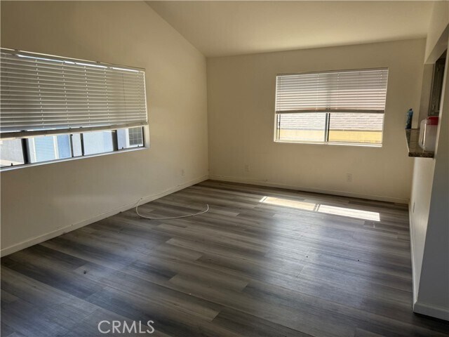 Foto del edificio - 2103 Harriman Ln