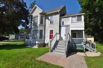 Building Photo - 105 N Jefferson St