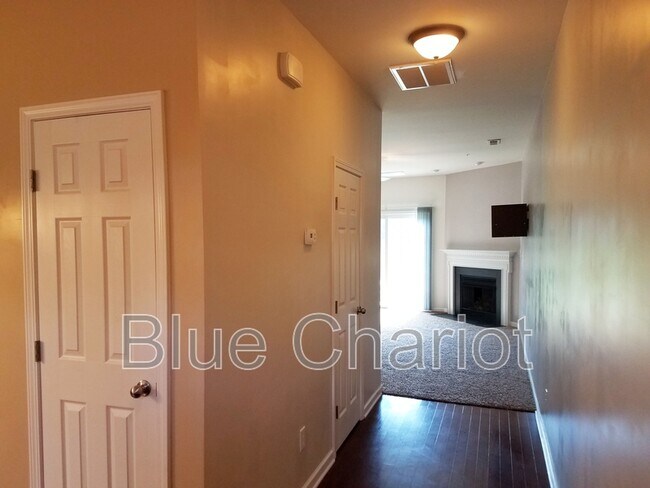 Foto del edificio - 650 Ganyard Farm Way
