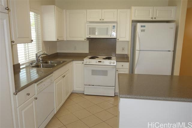 Building Photo - 91-6426-6426 Kapolei Pkwy