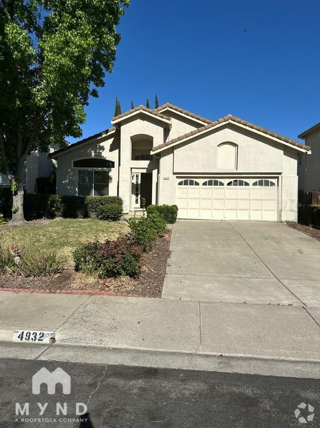 Building Photo - 4932 Bridle Way