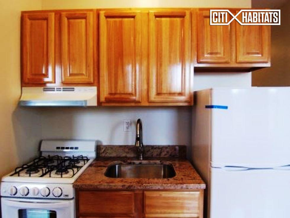 Building Photo - 107 Havemeyer St