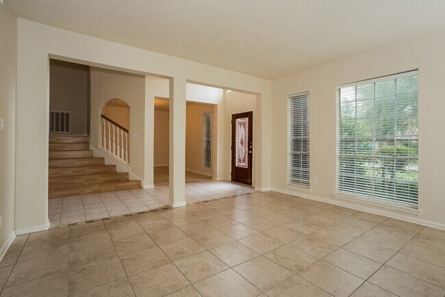 Foto del edificio - 1407 Hollow Branch Ln