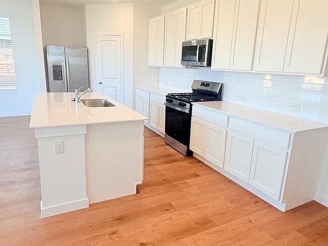 Foto del edificio - 9109 SW 19th St