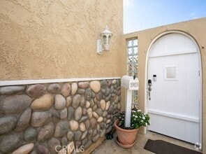 Building Photo - 1903 Alsuna Ln