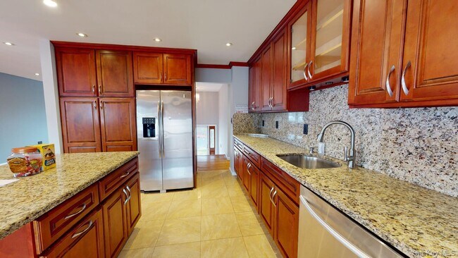 Foto del edificio - 511 Freeman Ave