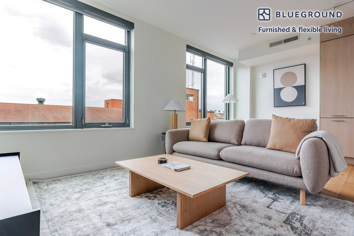 Primary Photo - 1212 4th St SE