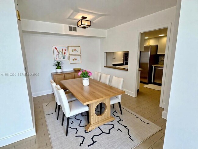 Foto del edificio - 1000 Quayside Terrace