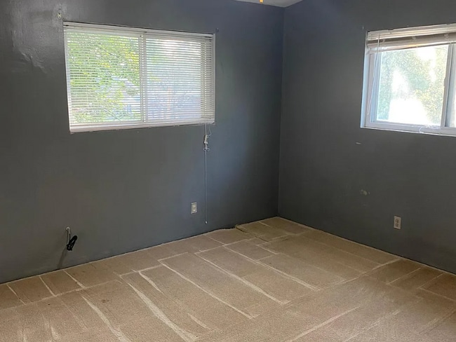 Building Photo - 609 N Sprigg St