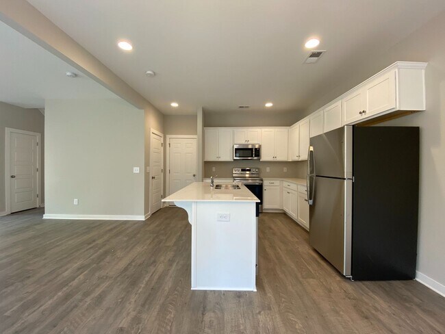 Foto del edificio - Home for Rent in Pinson, AL!!!! Available to View!