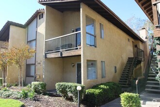 Building Photo - 3138 Little Mountain Dr