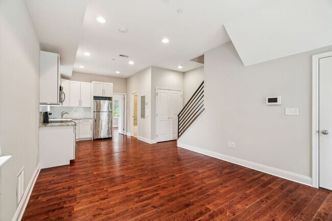 Foto del edificio - 2228 Summer St
