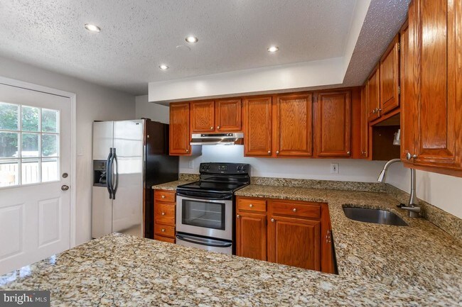 Building Photo - 13623 Bentley Cir