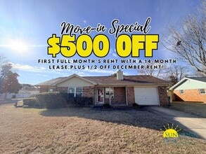 Building Photo - 411 Fleetwood Dr