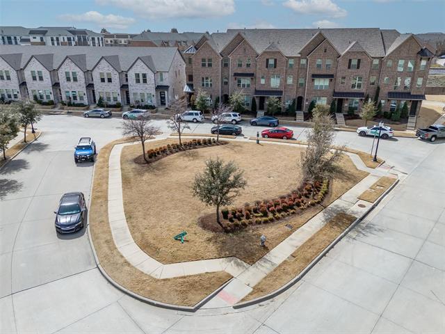 Building Photo - 298 Almanor St