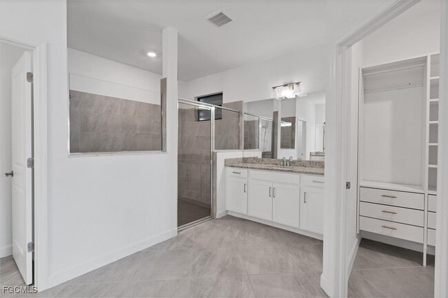 Building Photo - 11368 Canopy Loop