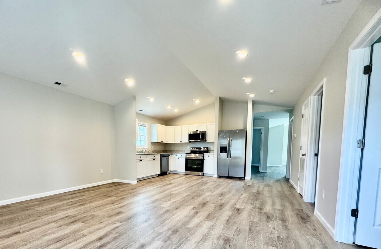 Foto principal - 96 Duncan Ln