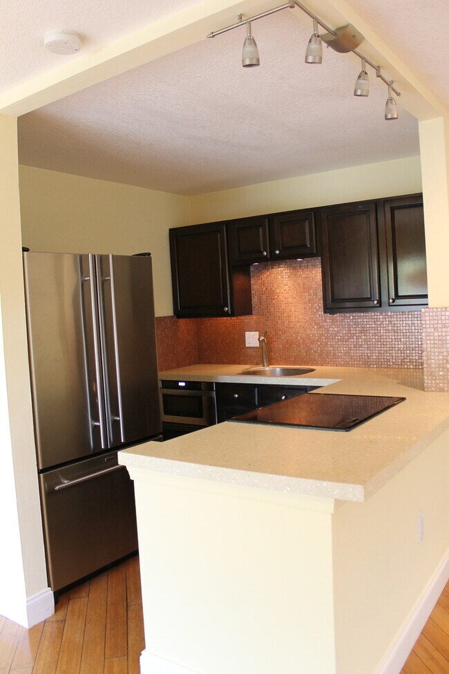 Foto del edificio - LUCERNE OAKS CONDO IN DOWNTOWN ORLANDO
