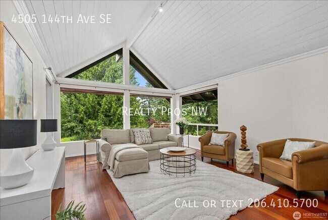Foto del edificio - 4505 144th Ave SE